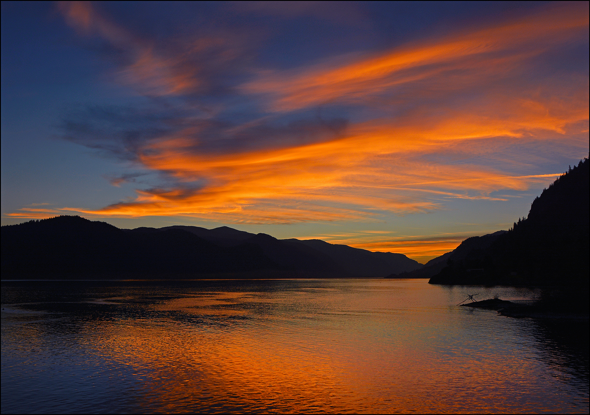 the Columbia River at sunset - photo by Liv Smith